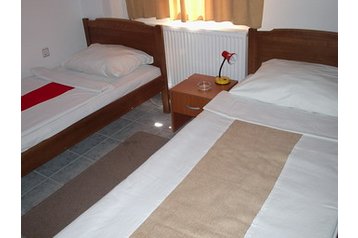 Сімейний пансіонат Slavonski Brod 1